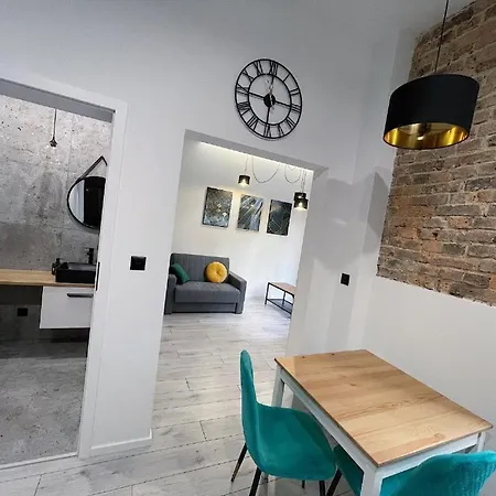 & Style Loft Zabrska Street * קטוביץ